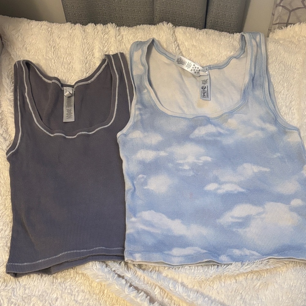 SKIMS Light Blue and White Ribbed Tank READ
